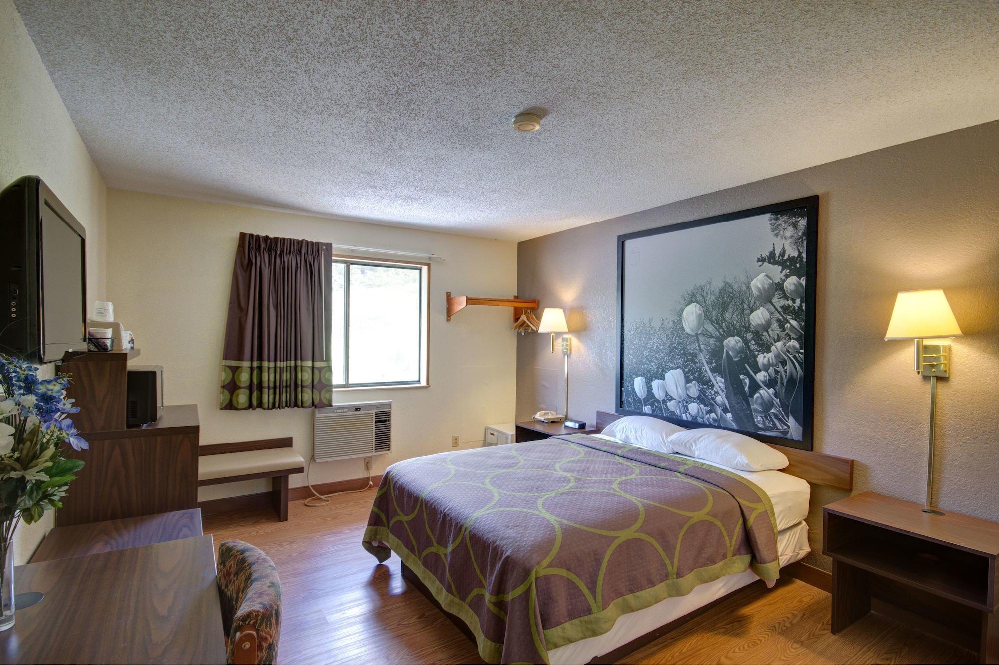 Super 8 By Wyndham Zanesville Dış mekan fotoğraf